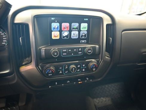 Used 2017 Chevrolet Silverado 1500 LT w/ Midnight Edition AWD/4WD image 15