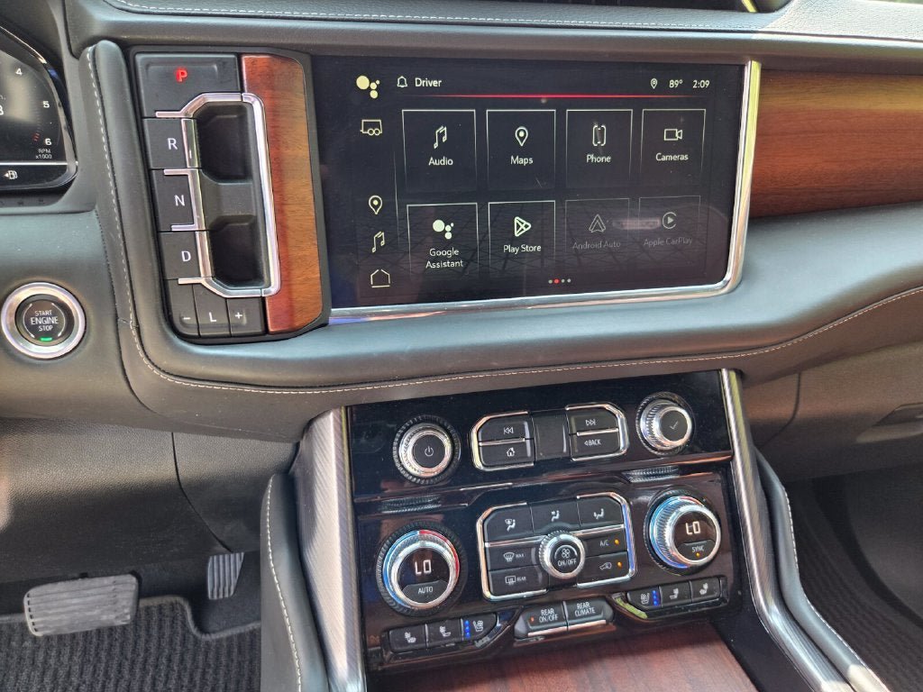Used 2023 GMC Yukon Denali Ultimate AWD/4WD image 35
