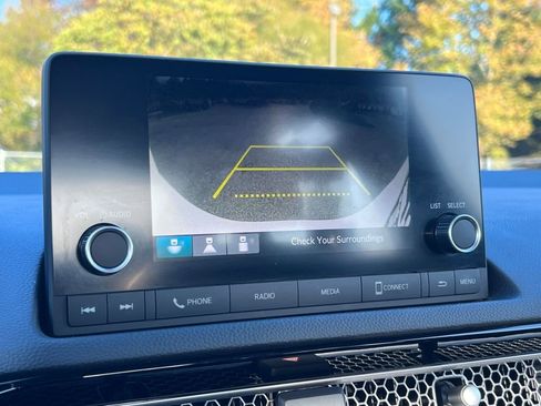 Used 2023 Honda Civic Sport image 22