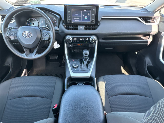 Certified 2021 Toyota RAV4 LE AWD/4WD image 21