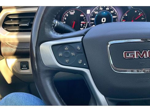 Used 2019 GMC Acadia Denali w/ Technology Package image 19