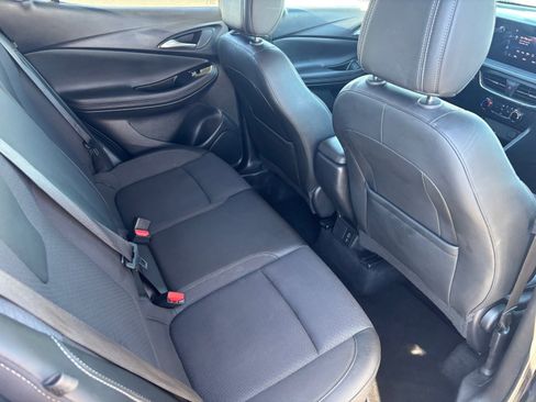 Used 2024 Buick Encore GX Preferred image 15