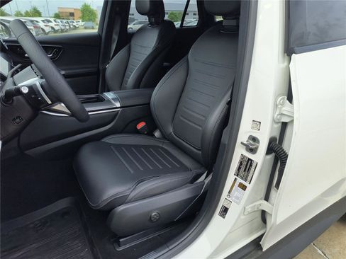 New 2026 Mercedes-Benz GLC 300 image 6