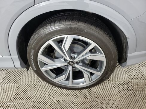 Certified 2024 Audi Q4 e-tron Premium image 16