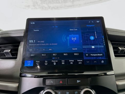 Used 2024 Ford Expedition Max XLT image 24