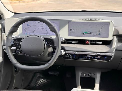 Certified 2023 Hyundai Ioniq 5 SE image 18