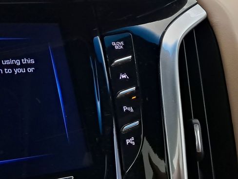 Used 2020 Cadillac Escalade ESV Platinum image 31