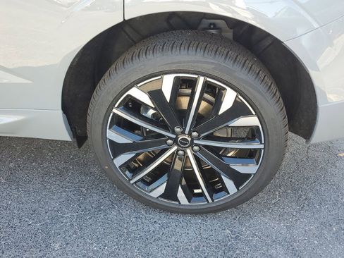 New 2026 Volvo XC60 T8 Ultra w/ Protection Package Premier AWD/4WD image 3