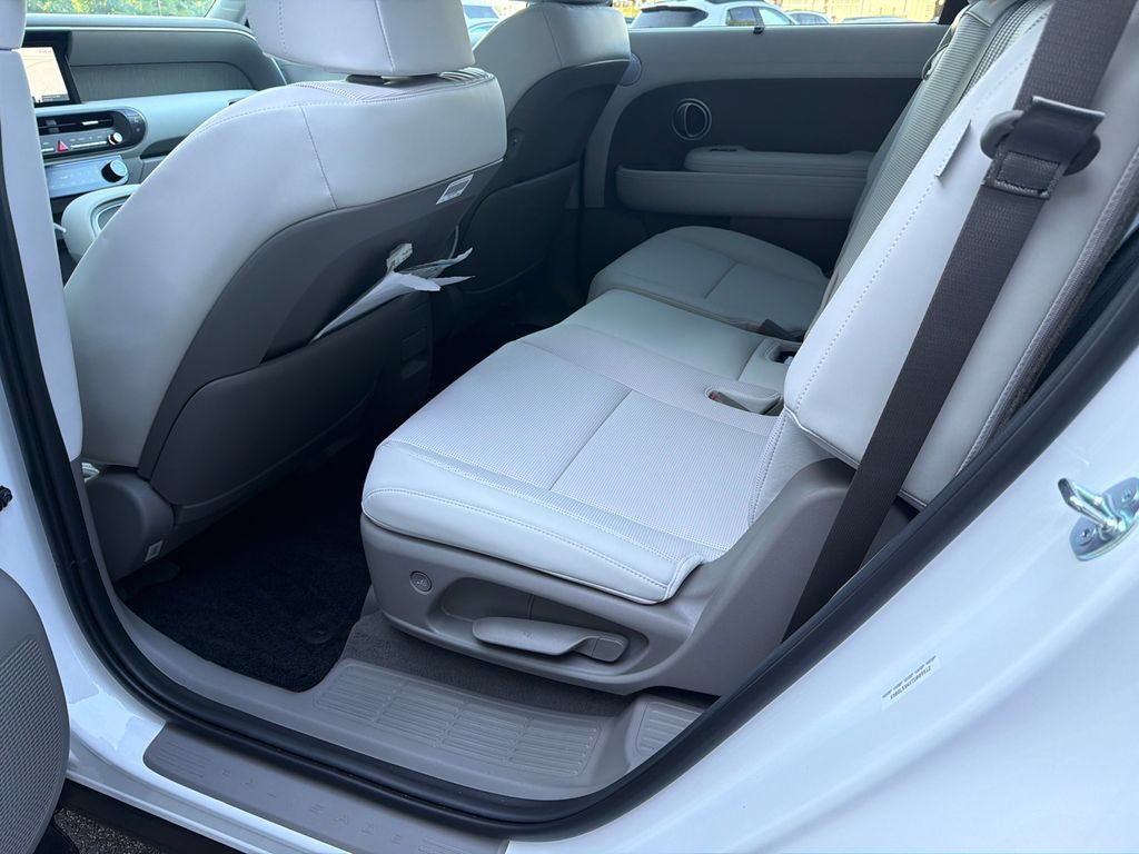 Used 2026 Hyundai Palisade FWD Hybrid image 21