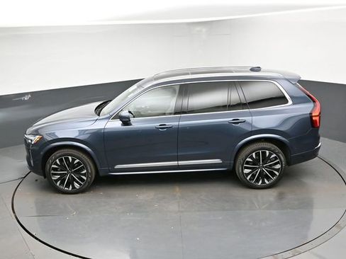 New 2026 Volvo XC90 B6 Plus w/ Protection Package Premier AWD/4WD image 49