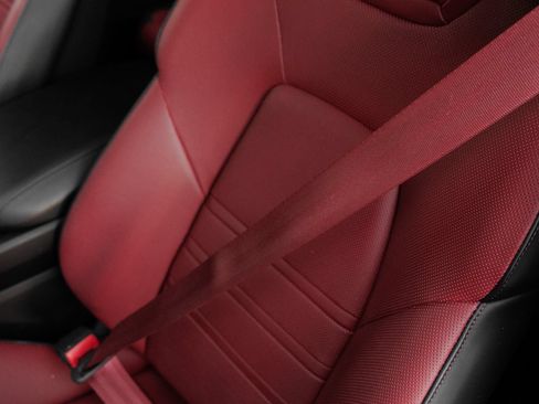 Certified 2025 Porsche Cayenne GTS AWD/4WD image 15