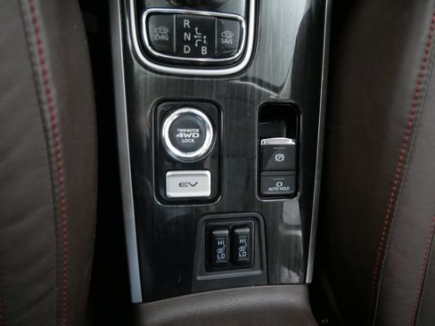 Used 2018 Mitsubishi Outlander GT image 30