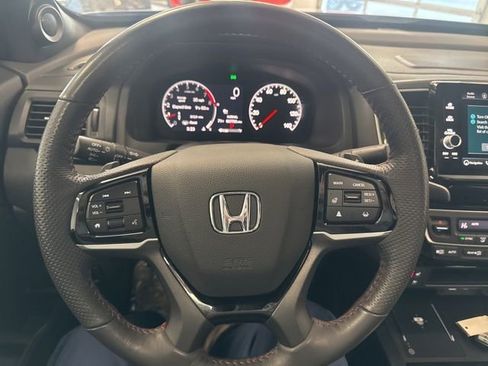 Used 2025 Honda Ridgeline Black Edition image 33