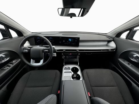 New 2026 Hyundai Ioniq 9 SE w/ Tow & Go Package AWD/4WD image 13