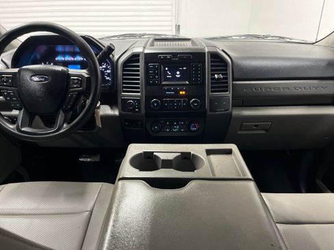 Used 2020 Ford F350 XL w/ Power Equipment Group image 13
