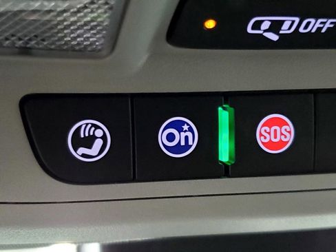 Used 2023 Chevrolet Equinox LT image 19