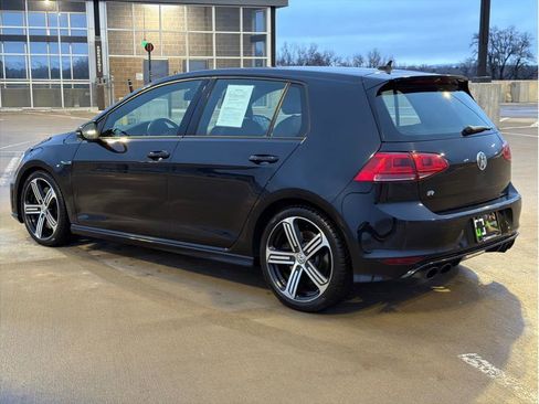 Used 2016 Volkswagen Golf R 4-Door image 6