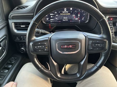 Used 2022 GMC Yukon AT4 image 14