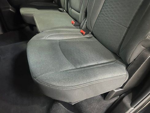 Used 2025 RAM 2500 Big Horn AWD/4WD image 34