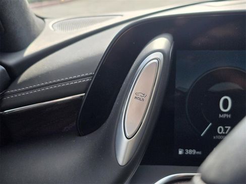 Used 2024 Genesis G90 3.5T image 17