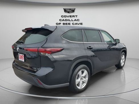 Used 2025 Toyota Highlander Limited image 9