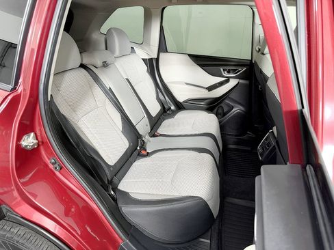 Used 2020 Subaru Forester Premium AWD/4WD image 43