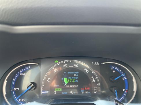 Used 2025 Toyota RAV4 LE AWD/4WD image 22