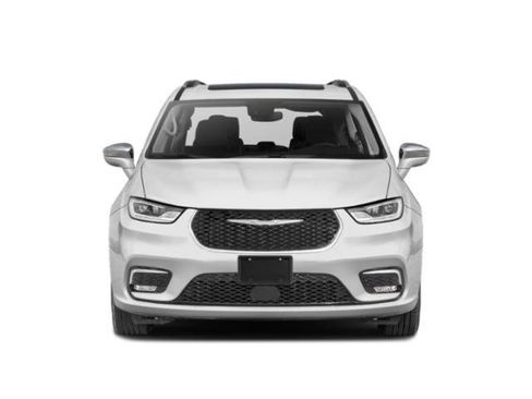 Used 2022 Chrysler Pacifica Limited w/ Uconnect Theater Family Group FWD image 7