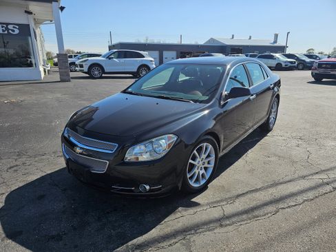 Used 2009 Chevrolet Malibu LTZ w/ HFV6 Engine Package FWD image 1