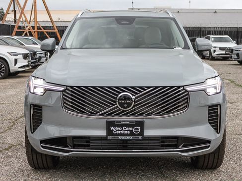 New 2026 Volvo XC90 T8 Ultra w/ Protection Package Premier AWD/4WD image 2