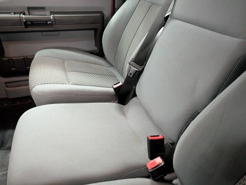 Used 2014 Ford F250 XL w/ Power Equipment Group image 21