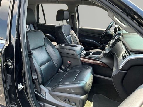 Used 2018 GMC Yukon SLT AWD/4WD image 29