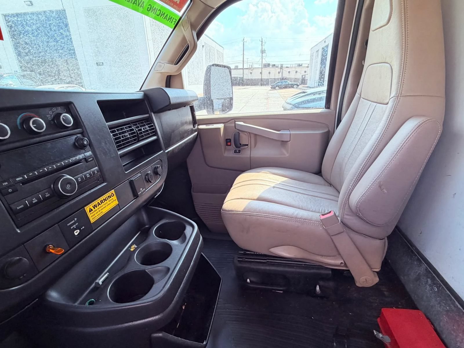 Used 2016 Chevrolet Express 4500 RWD image 11