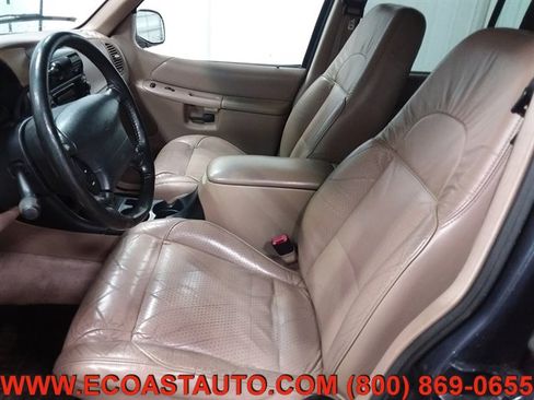 Used 1998 Ford Explorer XLT image 11
