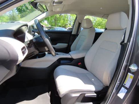 Used 2024 Honda HR-V LX image 12