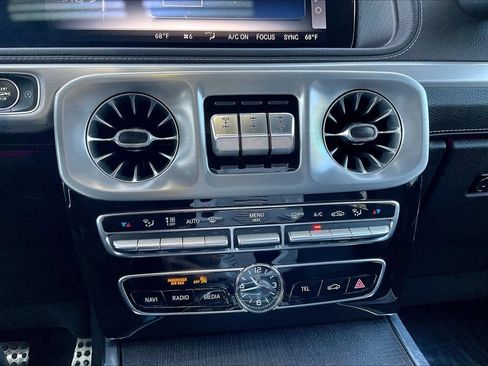 Used 2021 Mercedes-Benz G 550 w/ Exclusive Interior Package image 15