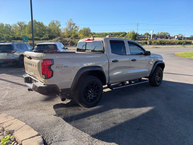 Used 2024 Chevrolet Colorado Trail Boss w/ Technology Package AWD/4WD image 5
