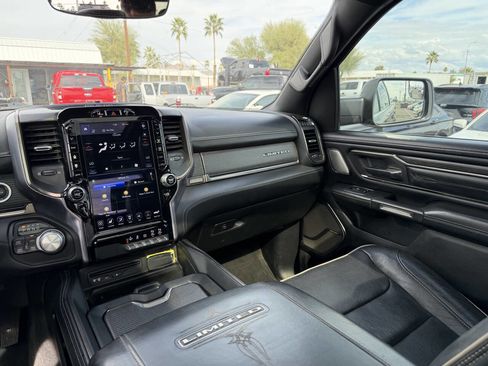 Used 2019 RAM 1500 Limited image 12