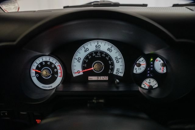 Used 2012 Toyota FJ Cruiser 4WD w/ Upgrade Pkg II image 8