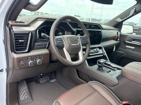 New 2026 GMC Sierra 1500 Denali AWD/4WD image 17
