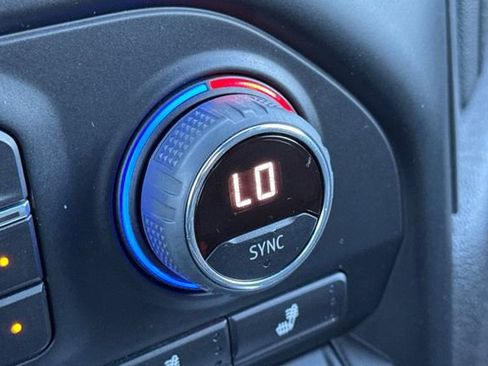 Used 2021 Chevrolet Silverado 1500 RST image 30