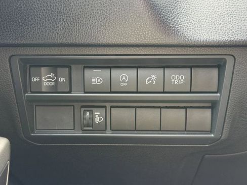 Used 2025 Toyota Tundra SR5 AWD/4WD image 23