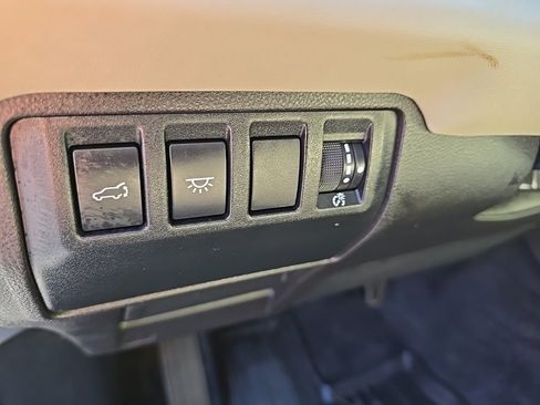 Used 2023 Subaru Ascent Limited w/ Technology Package image 21