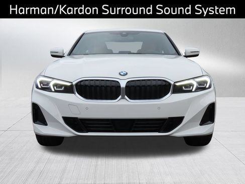 New 2026 BMW 330i xDrive Sedan w/ Premium Package AWD/4WD image 9