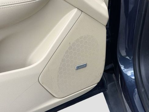 Used 2018 Cadillac XT5 FWD image 24