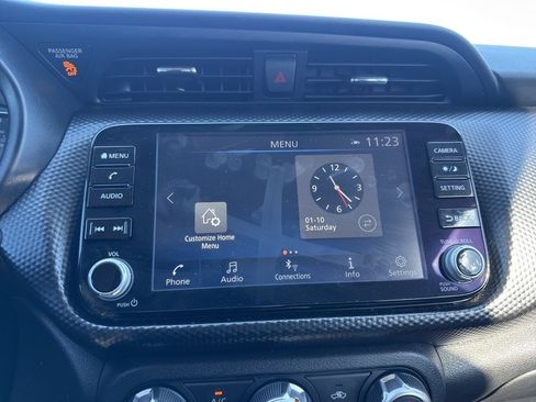 Used 2024 Nissan Kicks SV image 37