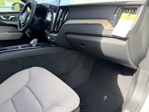 New 2026 Volvo XC60 B5 Core AWD/4WD image 11