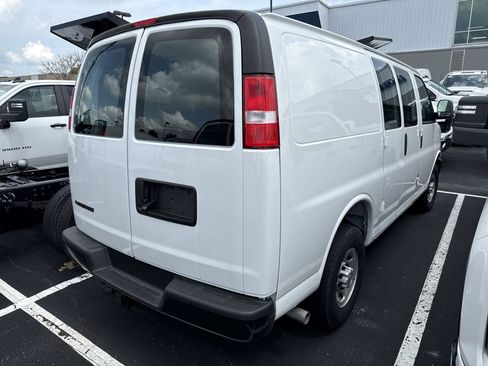 New 2025 Chevrolet Express 2500 w/ Driver Convenience Package image 7