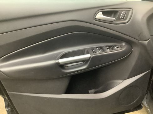 Used 2019 Ford Escape SE AWD/4WD image 11