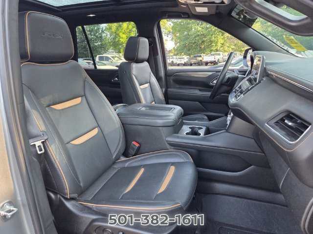Used 2023 GMC Yukon AT4 AWD/4WD image 17